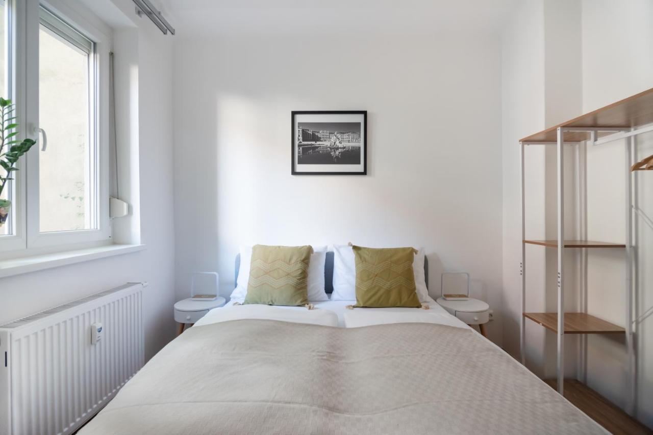 Absolute Ruhelage Im Zentrum Mit Parkplatz Apartment Vienna Exterior photo